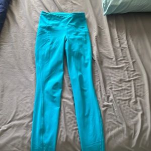 lululemon size 2 teal wunder train pants